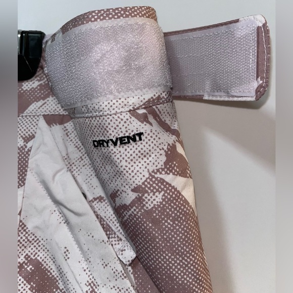 The North Face Freedom Insulated Pants Lavender Fog Tonal Mountainscape Print 2X - Picture 9 of 16